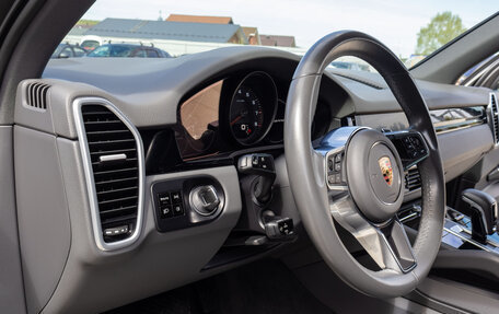 Porsche Cayenne III, 2018 год, 6 990 000 рублей, 12 фотография