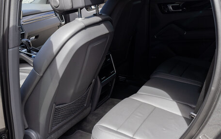 Porsche Cayenne III, 2018 год, 6 990 000 рублей, 18 фотография