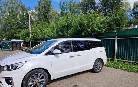 KIA Carnival III, 2019 год, 3 100 000 рублей, 3 фотография