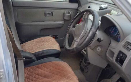 Nissan Cube II, 2001 год, 150 000 рублей, 6 фотография