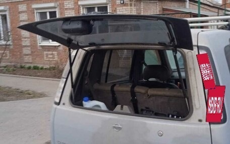 Nissan Cube II, 2001 год, 150 000 рублей, 10 фотография