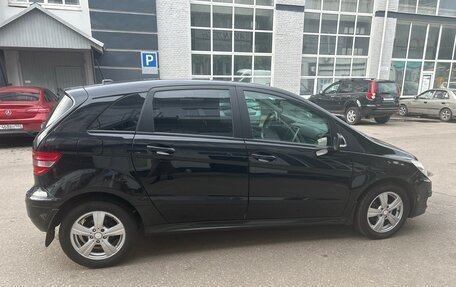 Mercedes-Benz B-Класс, 2010 год, 750 000 рублей, 4 фотография
