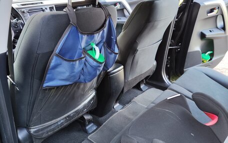 Toyota RAV4, 2013 год, 1 750 000 рублей, 9 фотография
