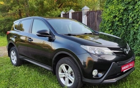 Toyota RAV4, 2013 год, 1 750 000 рублей, 2 фотография