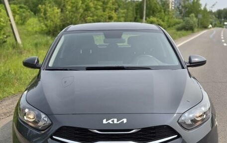 KIA cee'd III, 2022 год, 1 990 000 рублей, 2 фотография