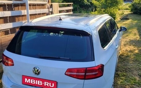 Volkswagen Passat B8 рестайлинг, 2019 год, 2 670 000 рублей, 3 фотография