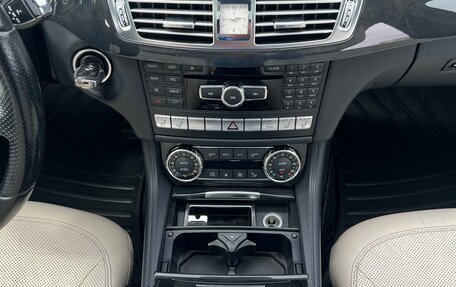 Mercedes-Benz CLS, 2012 год, 3 000 000 рублей, 18 фотография