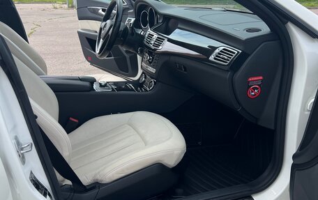 Mercedes-Benz CLS, 2012 год, 3 000 000 рублей, 12 фотография