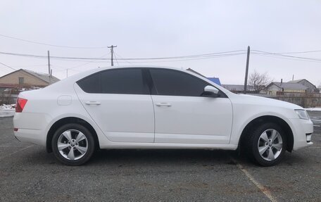 Skoda Octavia, 2015 год, 1 250 000 рублей, 3 фотография