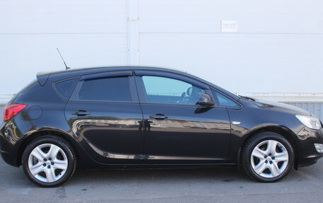 Opel Astra J, 2010 год, 785 000 рублей, 7 фотография