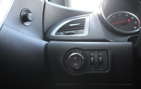 Opel Astra J, 2010 год, 785 000 рублей, 19 фотография