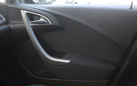 Opel Astra J, 2010 год, 785 000 рублей, 22 фотография