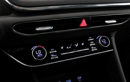 Hyundai Sonata VIII, 2019 год, 2 350 000 рублей, 19 фотография