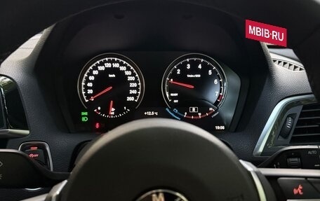 BMW 1 серия, 2017 год, 1 780 000 рублей, 24 фотография
