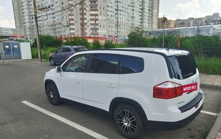 Chevrolet Orlando I, 2013 год, 999 999 рублей, 2 фотография