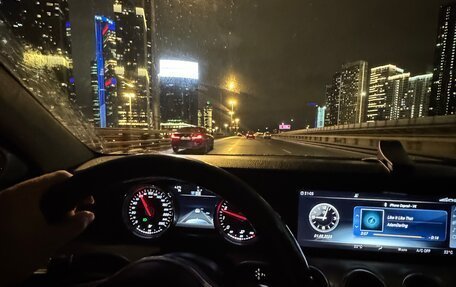 Mercedes-Benz E-Класс, 2018 год, 2 600 000 рублей, 2 фотография