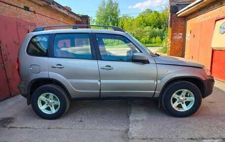 Chevrolet Niva I рестайлинг, 2013 год, 500 000 рублей, 2 фотография