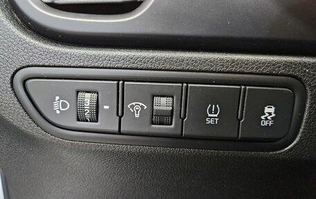 KIA Rio IV, 2021 год, 1 595 000 рублей, 16 фотография