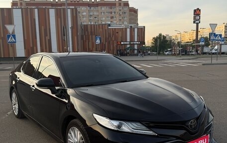 Toyota Camry, 2019 год, 3 200 000 рублей, 1 фотография