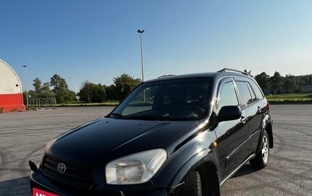 Toyota RAV4, 2001 год, 700 000 рублей, 4 фотография