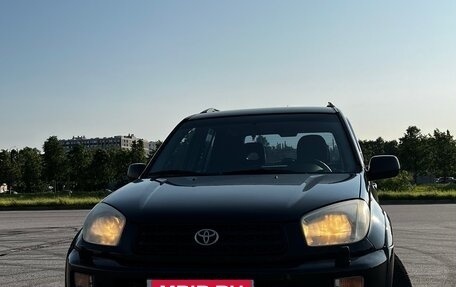 Toyota RAV4, 2001 год, 700 000 рублей, 8 фотография