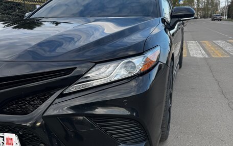 Toyota Camry, 2018 год, 2 850 000 рублей, 3 фотография