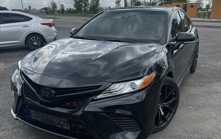 Toyota Camry, 2018 год, 2 850 000 рублей, 11 фотография