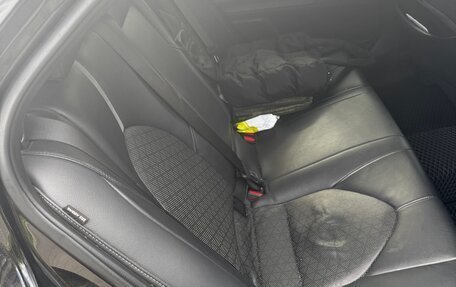 Toyota Camry, 2018 год, 2 850 000 рублей, 19 фотография