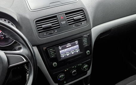 Skoda Yeti I рестайлинг, 2015 год, 1 470 000 рублей, 17 фотография