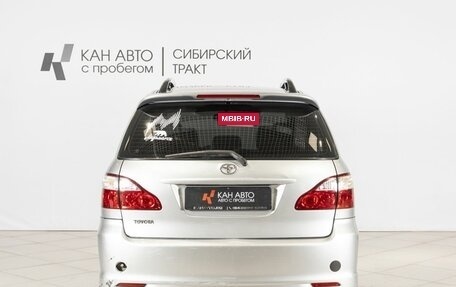 Toyota Avensis Verso I рестайлинг, 2003 год, 810 000 рублей, 8 фотография