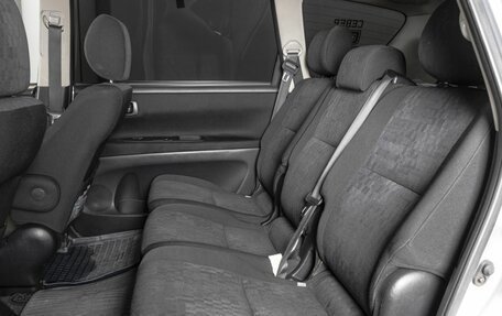 Toyota Avensis Verso I рестайлинг, 2003 год, 810 000 рублей, 12 фотография