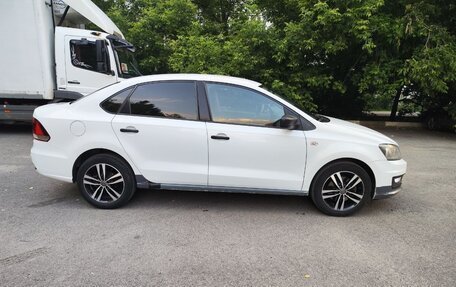 Volkswagen Polo VI (EU Market), 2016 год, 900 000 рублей, 8 фотография