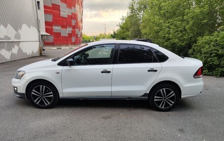 Volkswagen Polo VI (EU Market), 2016 год, 900 000 рублей, 4 фотография
