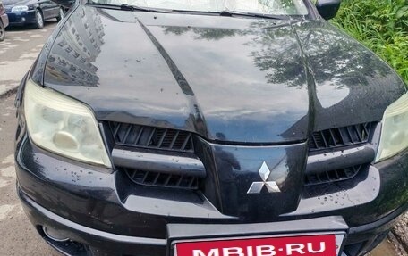 Mitsubishi Outlander III рестайлинг 3, 2007 год, 450 000 рублей, 9 фотография