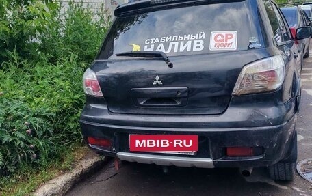 Mitsubishi Outlander III рестайлинг 3, 2007 год, 450 000 рублей, 12 фотография