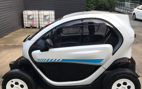Renault Twizy, 2020 год, 830 000 рублей, 2 фотография