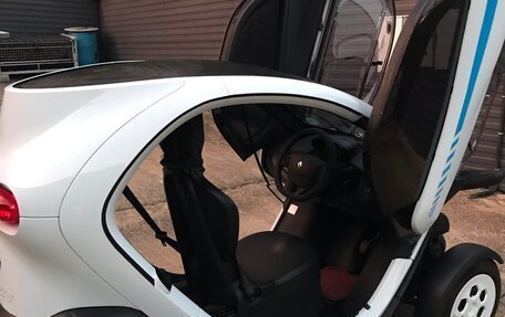 Renault Twizy, 2020 год, 830 000 рублей, 24 фотография