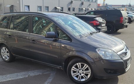 Opel Zafira B, 2011 год, 505 000 рублей, 5 фотография
