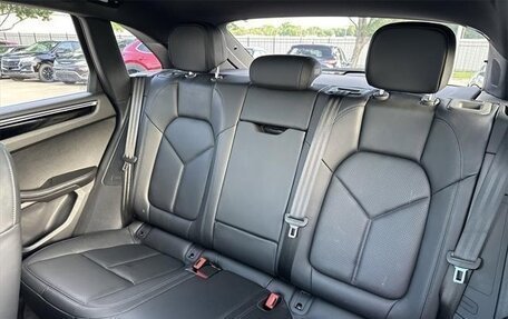 Porsche Macan I рестайлинг, 2023 год, 6 879 270 рублей, 7 фотография