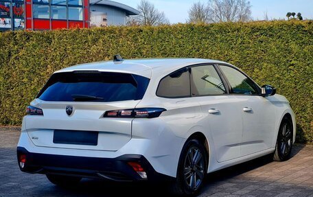 Peugeot 308, 2022 год, 2 225 000 рублей, 5 фотография