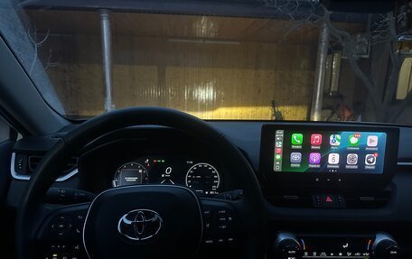Toyota RAV4, 2023 год, 3 000 000 рублей, 6 фотография
