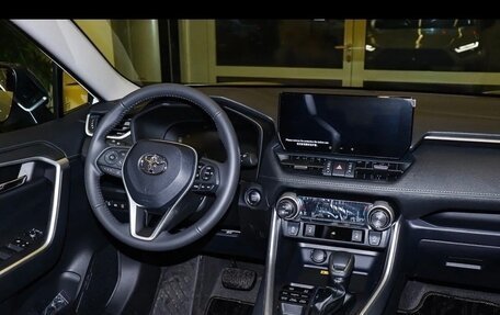 Toyota RAV4, 2023 год, 3 000 000 рублей, 7 фотография