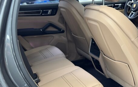 Porsche Cayenne III, 2022 год, 14 300 000 рублей, 21 фотография
