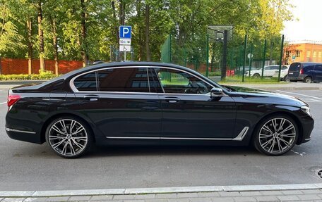 BMW 7 серия, 2019 год, 4 999 000 рублей, 16 фотография