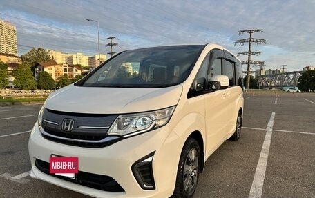 Honda Stepwgn IV, 2016 год, 2 200 000 рублей, 3 фотография