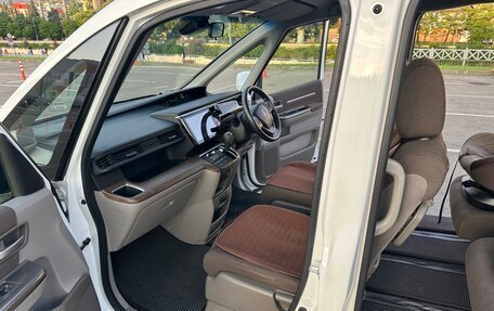 Honda Stepwgn IV, 2016 год, 2 200 000 рублей, 14 фотография