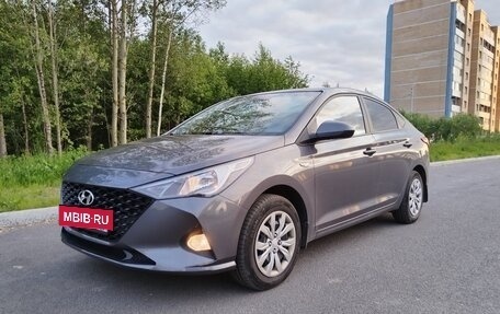 Hyundai Solaris II рестайлинг, 2022 год, 1 250 000 рублей, 2 фотография