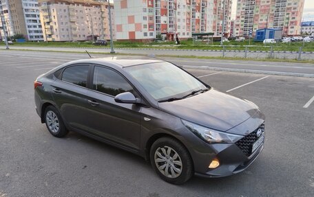 Hyundai Solaris II рестайлинг, 2022 год, 1 250 000 рублей, 23 фотография