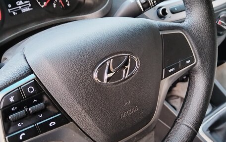 Hyundai Solaris II рестайлинг, 2022 год, 1 250 000 рублей, 29 фотография