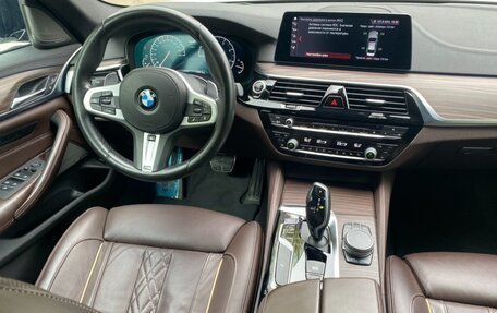 BMW 5 серия, 2019 год, 4 005 000 рублей, 15 фотография
